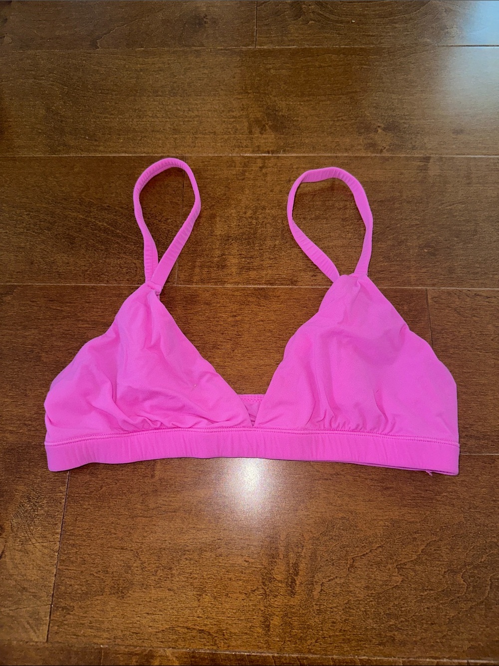 SKIMS FITS EVERYBODY Triangle Bralette Limited Edition Neon Orchid S